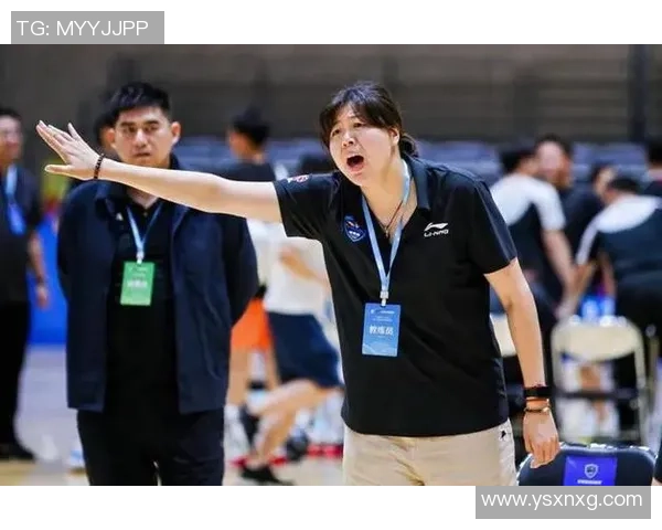 北京首钢女篮迎战八一女蓝力争主场胜利展现球队实力与决心 北京首钢女篮迎战八一女蓝力争主场胜利展现球队实力与决心