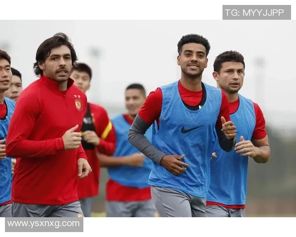 恒大与香港东方激战正酣比赛结果引发球迷热议与期待 恒大与香港东方激战正酣比赛结果引发球迷热议与期待