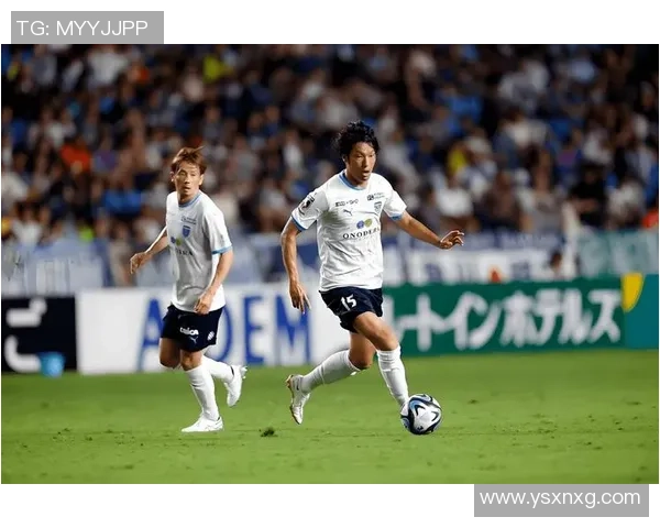 横滨足球队对阵爱媛队精彩直播全程回顾与赛后分析